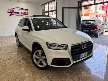 AUDI Q5 2.0 TDI quattro S tronic Business