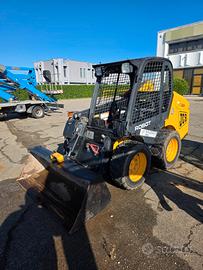 Jcb robot 160 HF mini pala gommata