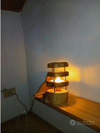 Lampada artigianale in radice d'ulivo