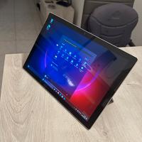 Surface pro 5 - intel i5 7300 Ram 8 gb