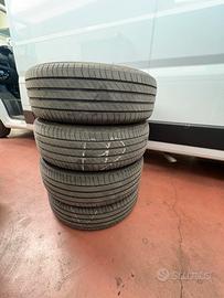 Michelin 215 65 17