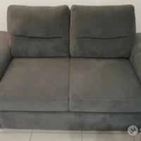 Divano due posti e mobile arredo