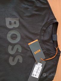 T-shirt Boss nuova