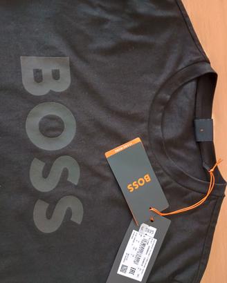 T-shirt Boss nuova