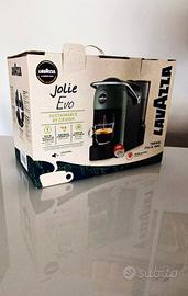 Macchina caffè per capsule ROSSA Lavazza Jolie EVO