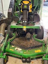Tagliaerba professionale johndeere