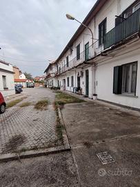 sottotetti e 12 posti auto