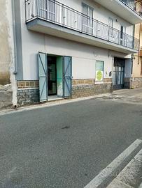 Laboratorio, negozio