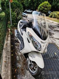 Scooter Suzuki Burgman 400 