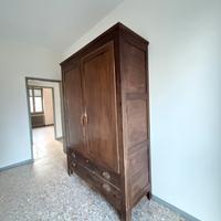 Armadio in legno con 2 cassetti, inizio ‘900