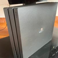 Ps4 Pro con 2 Joypad + base ricarica Joypad
