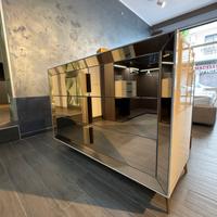 Como e Comodini vetro specchio e tortora lucido