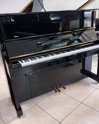 Pianoforte Verticale Yamaha YUS Silent