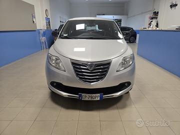 Lancia Ypsilon 0.9 TwinAir 85 CV 5 porte Metano Ec