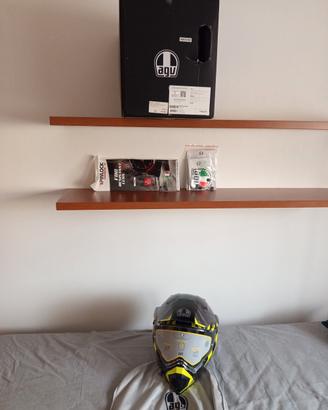 casco AGV Carbon