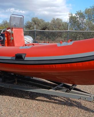 Gommone Marshall con motore e carrello