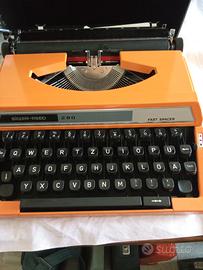 macchina per scrivere