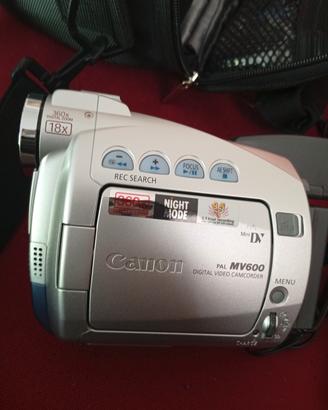 Canon Mv600