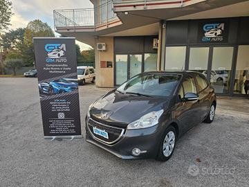 Peugeot 208 1.2 VTi 82 CV - Neopatentati