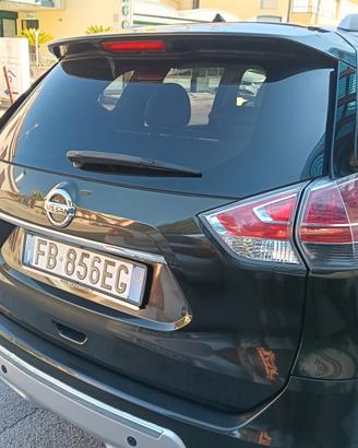 NISSAN X-Trail 1.6 dCi 4WD Tekna