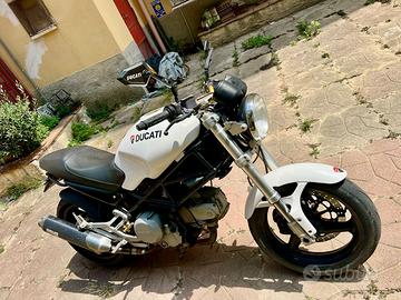 Ducati Monster 600