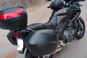 Yamaha TDM 900 con ABS 