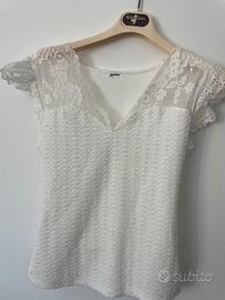 Maglietta bianca con pizzo