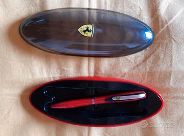 FERRARI: penna stilografica nuova 