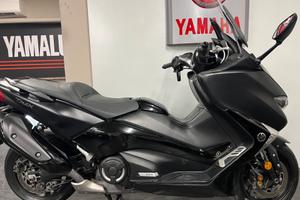 Yamaha TMAX DX
