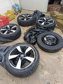Cerchi e gomme nissan quasquai da 18”