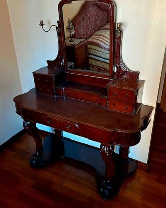 Mobile toeletta '800 inglese