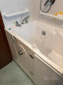 Vasca da bagno per anziani o disabili