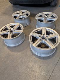 CERCHI IN LEGA ORIGINALI PER 205/55R16 AUDI A3