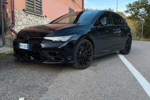 Golf R 8.5 black edition