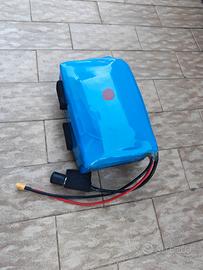 batteria  48 volt 22 ah  1.056 watt ora