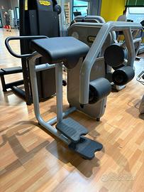 gluteo machine technogym
