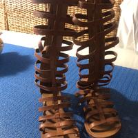 Sandalo in pelle alla schiava lsura Bisgiotti