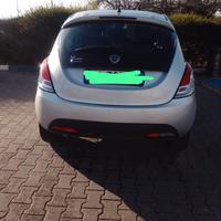 LANCIA YPSILON  1.2 SILVER 69CV BENZINA GPL