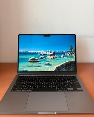MacBook Air M2 13,6” (512GB SSD) + Full Kit