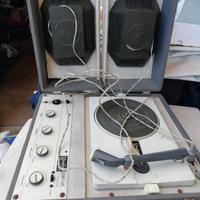 giradischi a valigetta