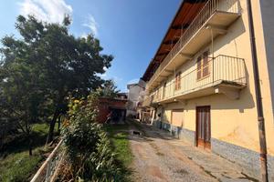 CASA SEMINDIPENDENTE A CUORGNÈ
