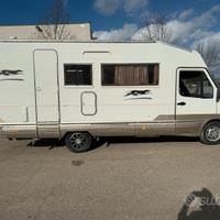 Laika ECOVIP 200 FORD 2.5 TD 7 POSTI ANNO 1995 Lai