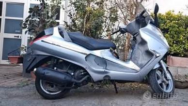 Scooter 200 piaggio X8