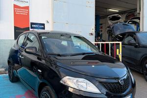Lancia Ypsilon 1.0 FireFly 5 porte S&S Hybrid Plat