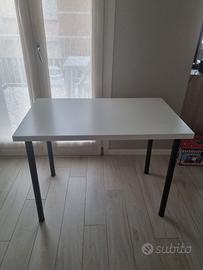 Scrivania ikea