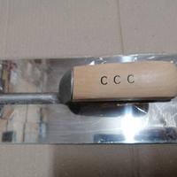 Frattone liscio con manico in legno