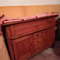 credenza in massello restaurata antica