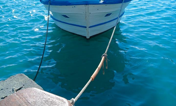 Barca con licenza da pesca