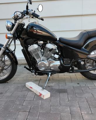 Honda VT 600 Shadow – 1998 | Custom Cruiser