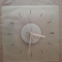 Orologio in vetro da parete Ikea Skoj